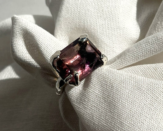 QUEEN OF EXTRA / Ring in Silver & Big Ametrine