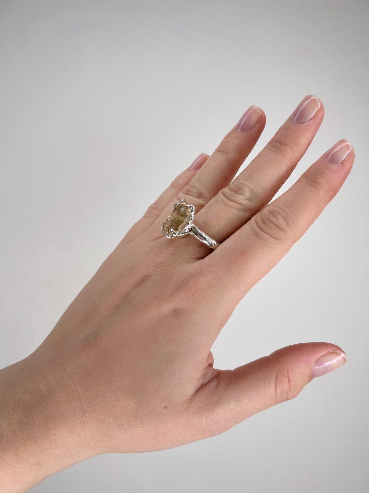 HER HIGHNESS / Ring in Silver & Big Citrine