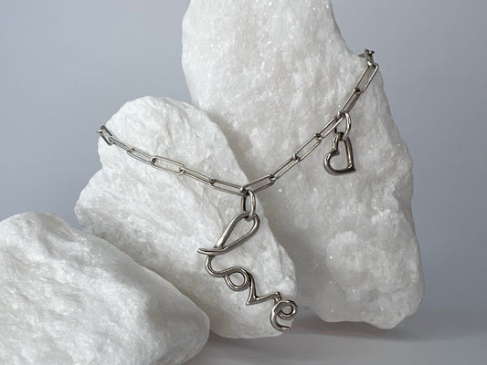 LOVE ME HEART / Necklace in Silver or Gold