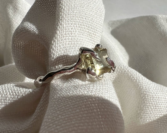 PRINCESS / Ring in Silver & Citrine