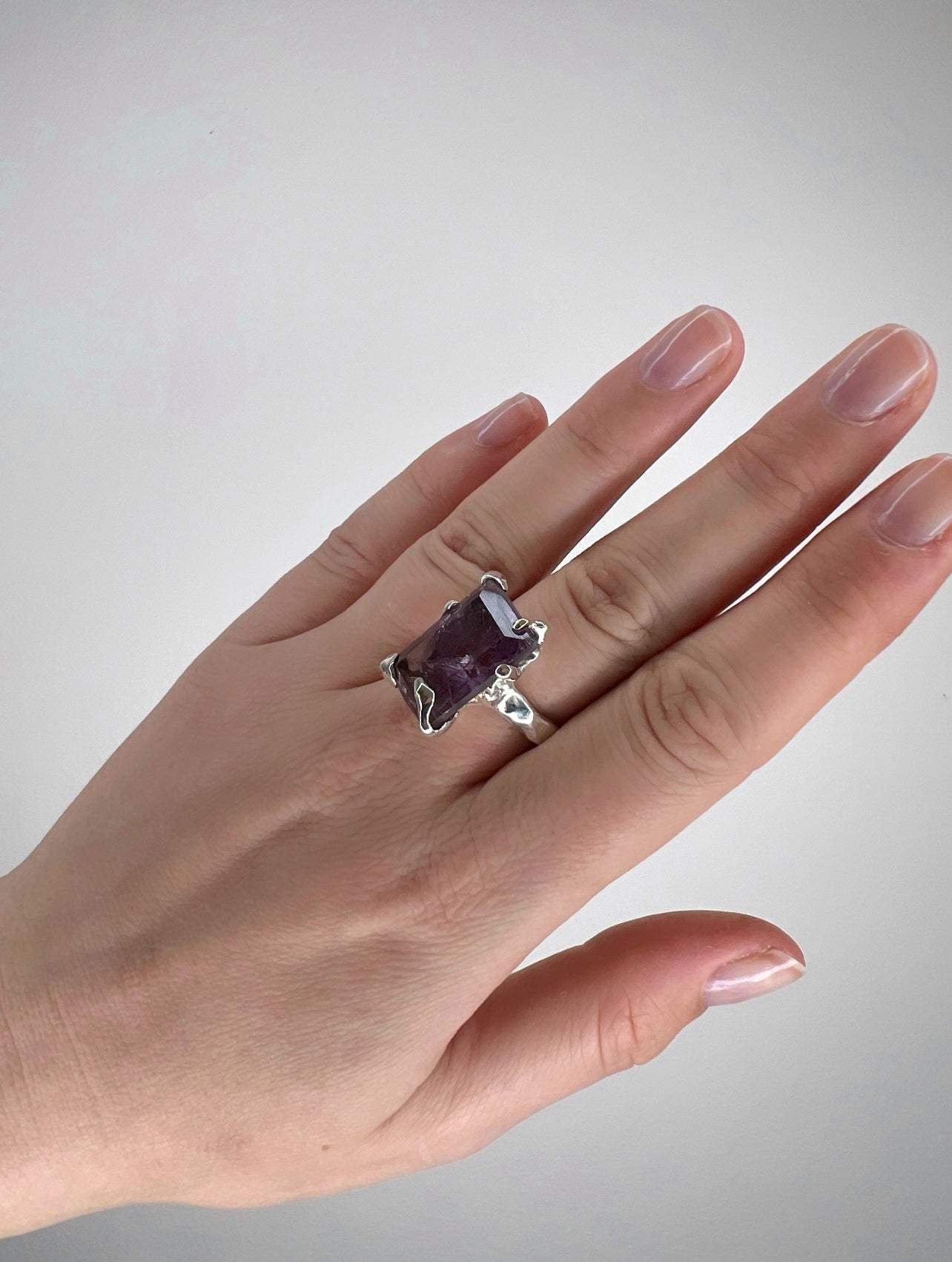 BORN TO REIGN / Ring in Silver & Big Ametrine