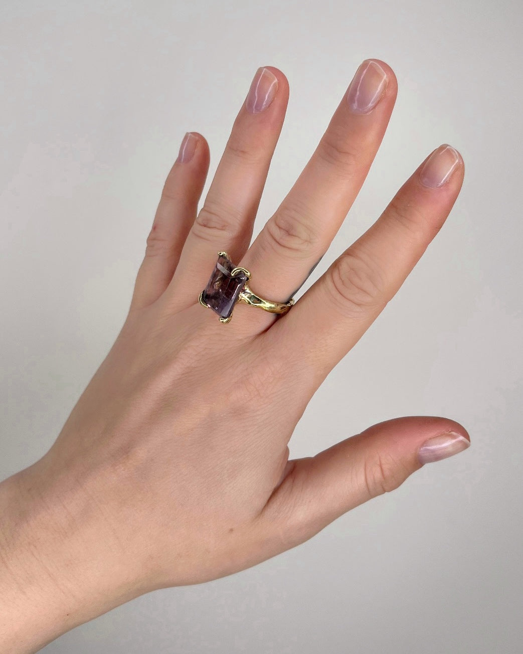 ROYAL ENERGY / Ring in Gold & Big Ametrine