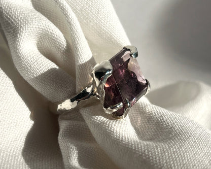 QUEEN OF EXTRA / Ring in Silver & Big Ametrine
