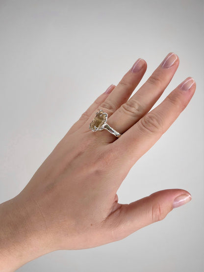 HER HIGHNESS / Ring in Silver & Big Citrine