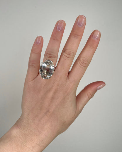 QUEEN STATUS / Ring in Silver & Big Clear Quartz