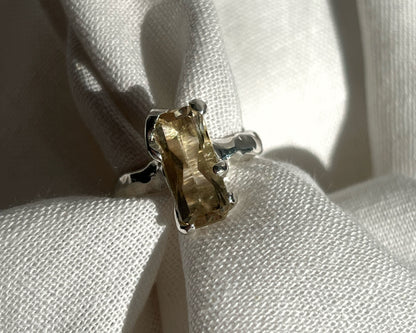 ROYAL ON ARRIVAL / Ring in Silver & Citrine