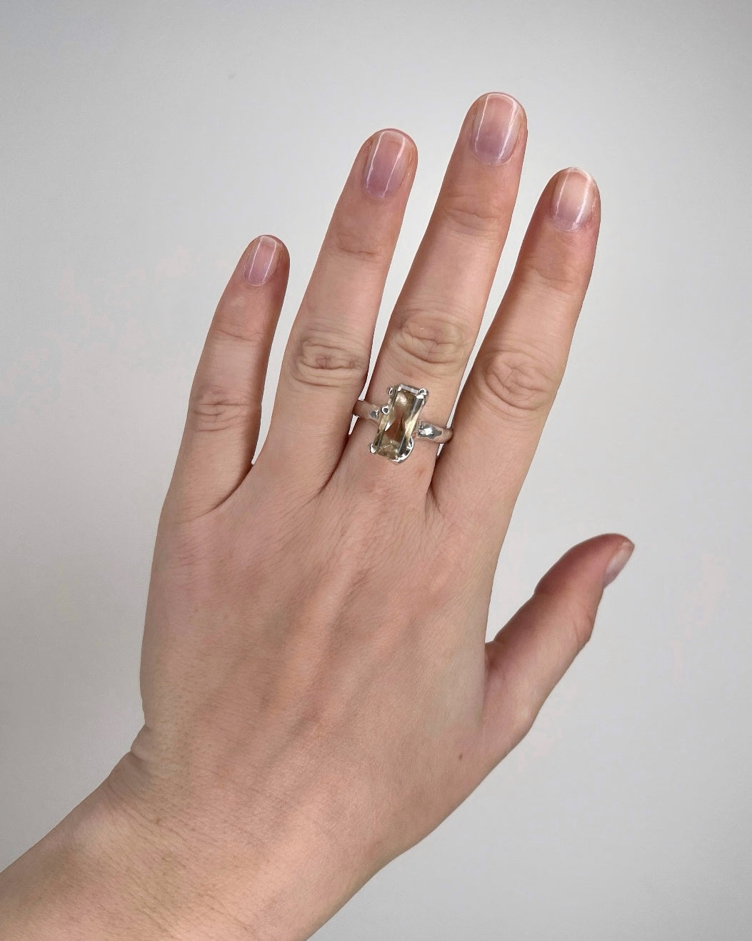 ROYAL ON ARRIVAL / Ring in Silver & Citrine